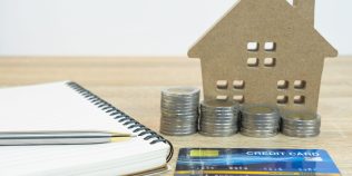 Cât ajungi să plătești pentru un apartament cumpărat prin credit în 2026. Exemplu de calcul pentru o locuință de 80.000 de euro finanțată pe 30 de ani