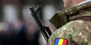 Armata Română face angajări. Aproape 6.800 de posturi sunt disponibile. Ce salarii primesc soldații și gradații profesioniști