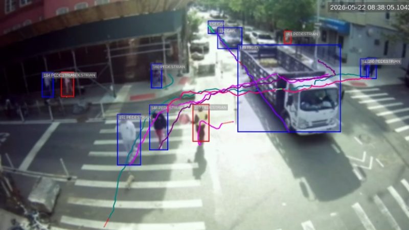 Orașul care instalează sute de senzori inteligenți pe străzi. Ce pot detecta și de ce stârnesc dezbateri despre supraveghere