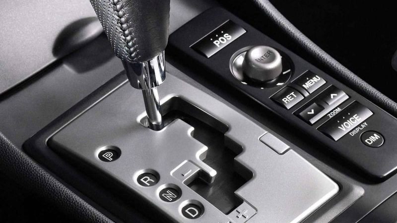 Cutie automată care smucește doar între anumite trepte: adaptări, software sau uzură internă, cum abordezi logic