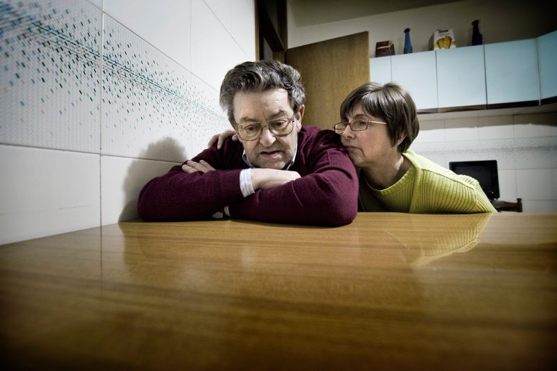O doză uriașă de psilocibină a produs schimbări neașteptate la o pacientă cu Alzheimer avansat. Ce au observat cercetătorii