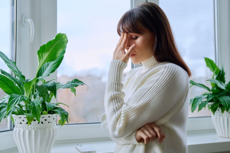 Care sunt factorii ce pot declanșa menopauza prematură. Medic ginecolog: „Poate fi prevenită prin schimbarea stilului de viață”