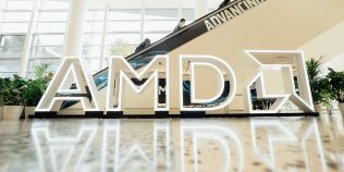 AMD schimbă regulile jocului în AI: noile tehnologii care aduc inteligența artificială de la cloud direct pe birou. Helios, Instinct MI400 și platforma ROCm, doar câteva exemple