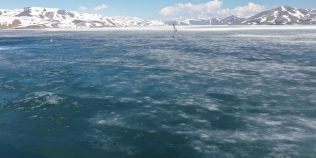 De ce a înghețat Antarctica cu zeci de milioane de ani înaintea Arcticii? O nouă teorie schimbă explicația acceptată până acum