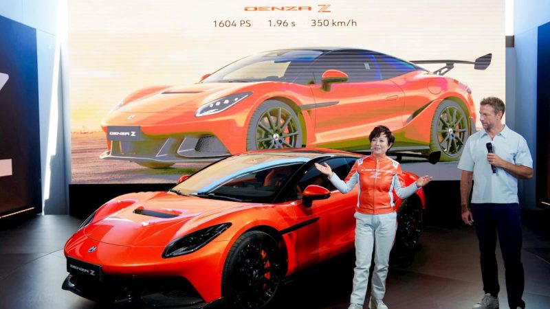 Supercarul chinezesc de 1.582 CP umilește Porsche la accelerație și costă cu peste 60.000 de euro mai puțin