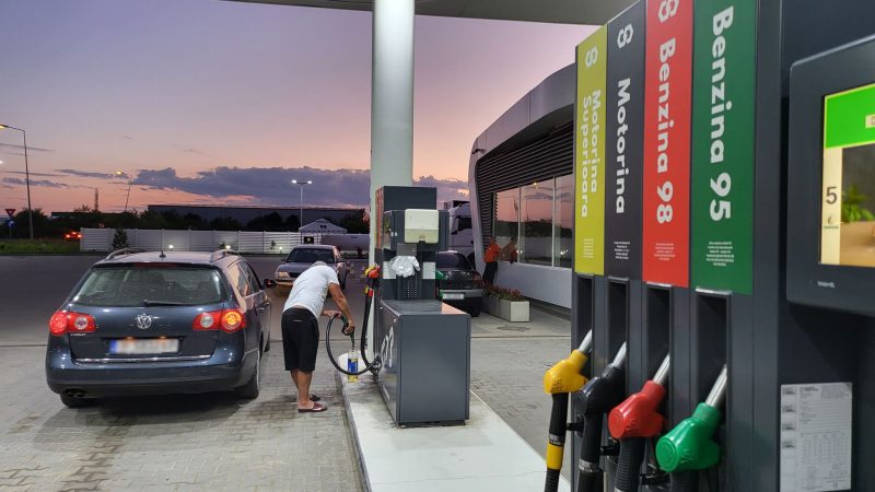 Benzină sau motorină proastă: simptome rapide și ce faci după o alimentare suspectă