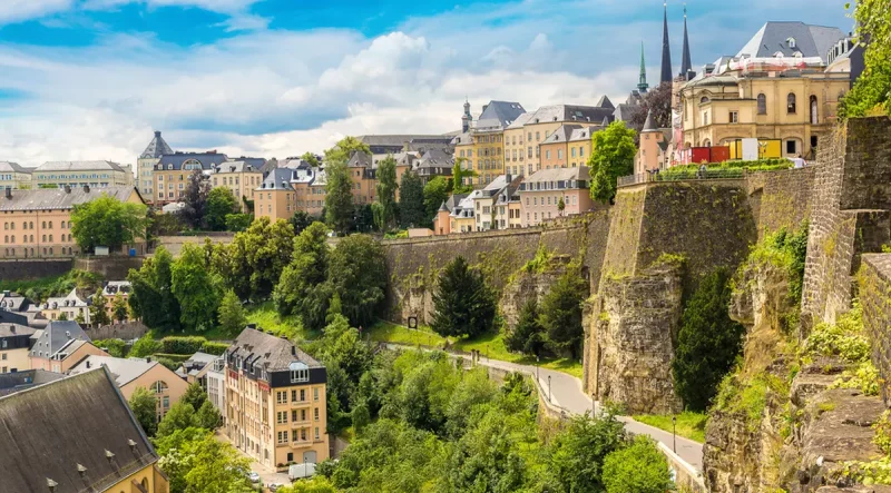 Capitala mică din Europa care a fost desemnată cea mai frumoasă. Parisul și Londra nu au mai impresionat. Oraşul primește de 10 ori mai puțini turiști