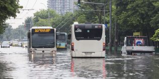 Ce înseamnă că Bucureștiul este 75% „impermeabil”. De ce orașul se inundă rapid când plouă puternic