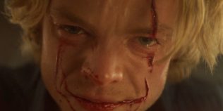 Clayface își topește fața și regulile DC: noul trailer transformă Gotham într-un coșmar de body horror
