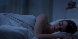 Ce se întâmplă în creier în timpul somnului profund. Descoperirea care explică de ce dormitul te ajută să slăbești și să-ți refaci mușchii