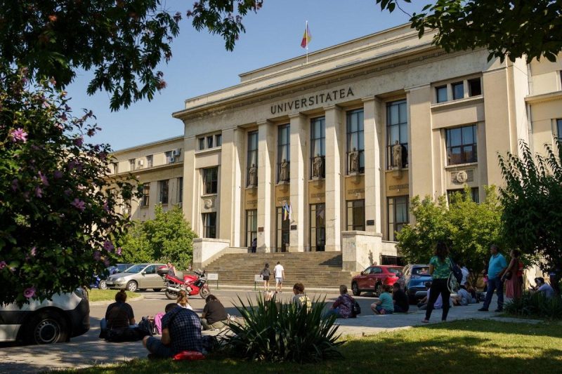 Facultățile care au cei mai puțini șomeri după absolvire. Domeniile în care absolvenții își găsesc cel mai repede un loc de muncă