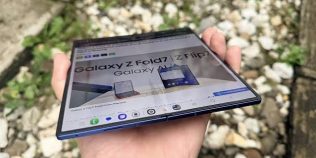 Samsung pregătește Galaxy Z Fold8 cu un design complet nou. Primele imagini teaser arată schimbarea VIDEO