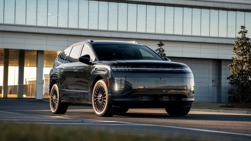 Hyundai dă lovitura cu electricele sale: autonomia de peste 500 km și prețurile care atrag clienți noi