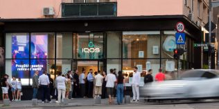 Un nou spațiu pe Calea Victoriei: IQOS Boutique aduce artă interactivă într-un concept diferit de retail