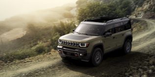 Jeep Recon electric vine în Europa: SUV-ul fără emisii care vrea să fie Wranglerul noii generații