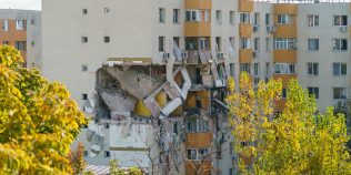 La 9 luni de la explozia din Rahova, încep lucrările la blocul distrus. Când pot intra locatarii în apartamente