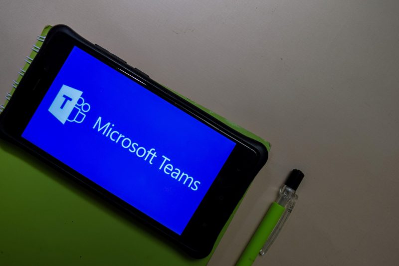 Microsoft schimbă regulile în Teams: boții nu vor mai putea intra în ședințe fără aprobare, după creșterea atacurilor cibernetice