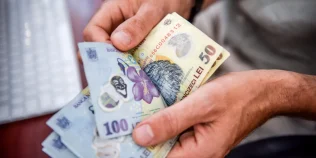 Peste 1.000 de lei în plus la pensie după recalculare. Cine poate primi banii retroactiv