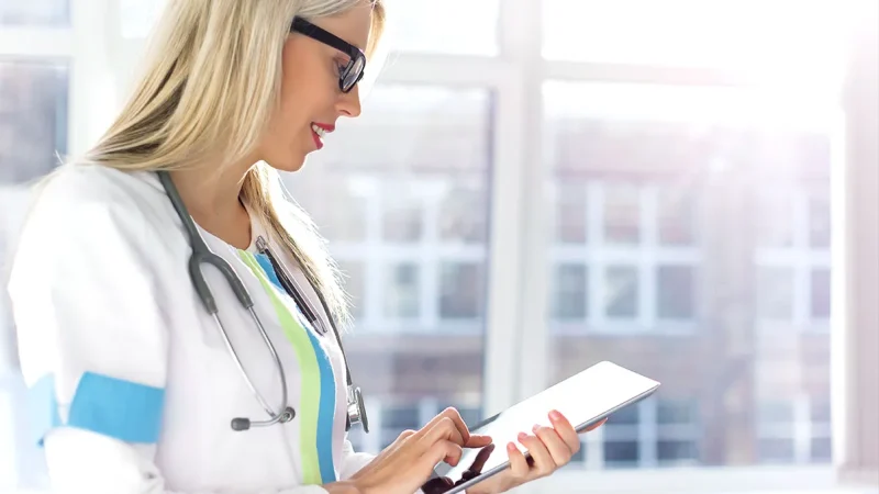 Portalul „e-Sănătatea Mea” pentru programările la medic devine obligatoriu din toamnă. Ce se schimbă pentru pacienți