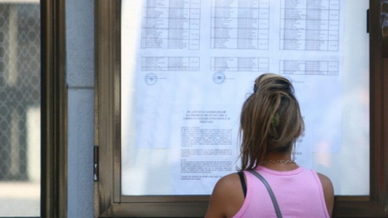 Rezultatele la Titularizare 2026 au fost publicate. Numărul notelor de 10 a scăzut puternic față de anul trecut. În ce județe au fost obținute mediile maxime