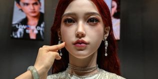 China lansează robotul umanoid care „nu te va trăda niciodată”. U1 promite să fie un companion pe viață