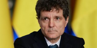 Salariul președintelui Bulgariei, pus față în față cu cel al președintelui României. Diferența este neașteptată