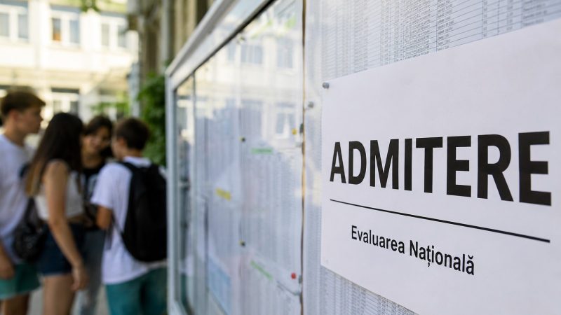 Se schimbă admiterea la liceu. Elevii care intră în clasa a VIII-a în această toamnă pot susține un examen în plus
