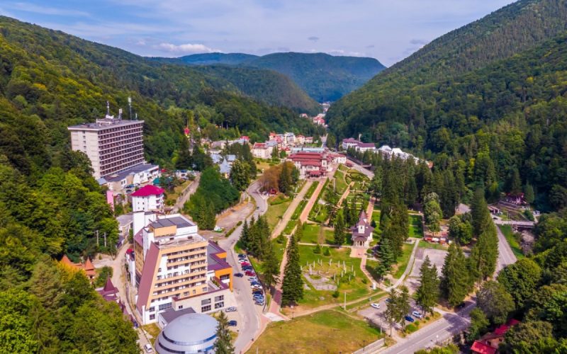 Stațiunea unică din România cu 19 izvoare minerale diferite. Fiecare are altă compoziție, turiştii din lumea întreagă veneau aici mereu