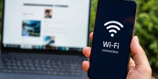 Telefonul sau laptopul este conectat la Wi-Fi-ul hotelului, dar internetul nu merge. Ce trebuie să faci dacă ai VPN-ul activ