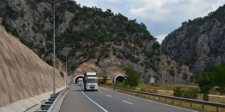 Turcia construiește autostrăzi într-un ritm impresionant. Câți kilometri are deja și ce planuri are până în 2053