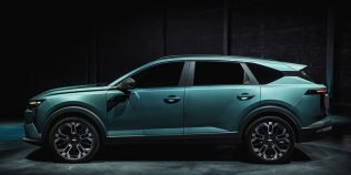 Noua Dacia Striker cucerește presa străină de specialitate. Crossoverul Dacia promite dotări premium la un preț accesibil