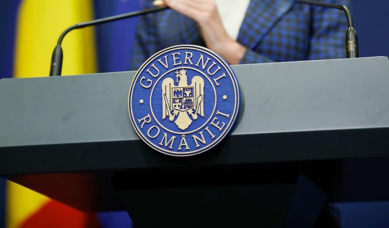 De ce au primit amenzi patru foști miniștri din Guvernul Bolojan. Motivul neobișnuit pentru care au fost sancționați, explicația pe înțelesul tuturor