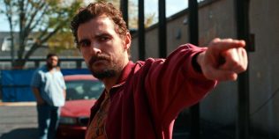 Dave Franco și O’Shea Jackson Jr. pornesc într-o cursă absurdă în Idiots, comedia care readuce haosul pe marele ecran