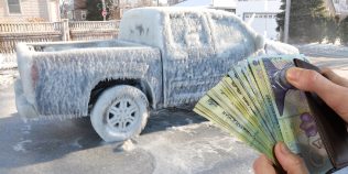 Uși care nu se mai descuie la frig: broaște, cabluri sau garnituri înghețate, ce faci corect