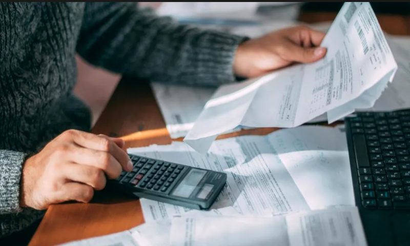Ce se întâmplă dacă nu plătești întreținerea timp de trei luni. Ce poate face asociația de proprietari, potrivit legii din 2026