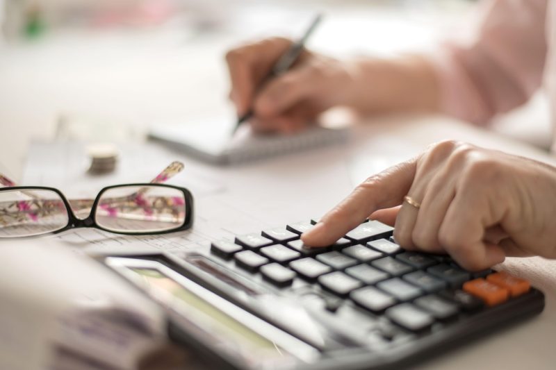 Anii de facultate, armată și concediu pentru creșterea copilului. Când se iau în calcul la pensie și când nu