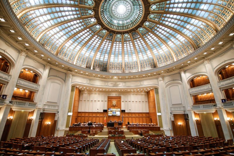 Informațiile despre averile politicienilor pe care românii nu le mai pot verifica. Ce s-a schimbat după decizia CCR