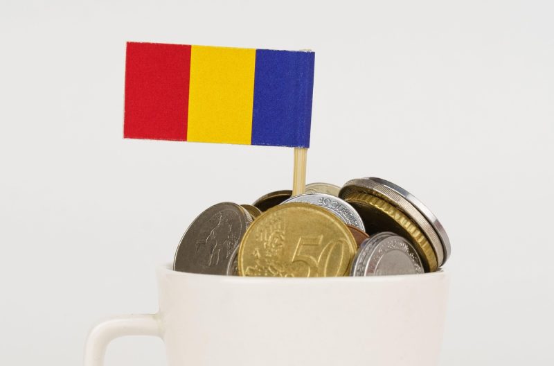 Ce ar însemna pentru România intrarea în „junk”. Cum ar putea fi afectați direct românii, de la rate la taxe