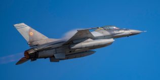 De ce costă atât de mult doborârea unei drone. Nota de plată uriaşă pentru protejarea spațiului aerian al României
