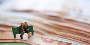 Cum poți ieși la ‘pensie’ la 40 de ani. Strategia financiară urmată de tot mai mulți tineri, cum se aplică în România