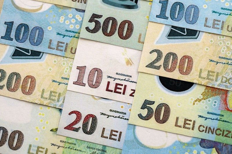 Meseriile ignorate de mulți români, dar plătite cu peste 10.000 de lei. Ce spun internauții despre salarii: „Chiar și în construcții se iau bani mulți”