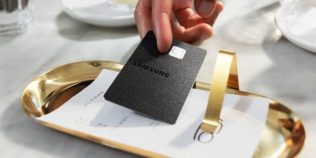 Samsung îți bagă banca în telefon: Galaxy Card atacă direct Apple Card cu cashback de 5%