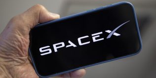 SpaceX pregătește un telefon cu AI? Zvonul care l-a făcut pe Elon Musk să reacționeze imediat
