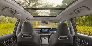 Trapă panoramică blocată: drenaje, motor sau ghidaje, ce nu trebuie forțat niciodată
