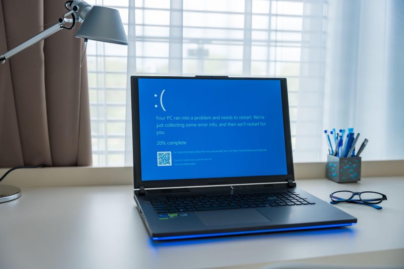 Windows 11 primește Cloud Rebuild, funcția care poate repara un PC chiar și atunci când nu mai pornește