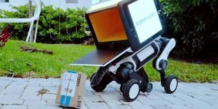 Roboții care îți livrează mâncarea ar putea să îți scaneze fața fără acord. Două companii, date în judecată pentru colectarea informațiilor biometrice
