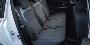 Dacia Jogger cu scaune pentru copii: acces, ISOFIX și spațiul rămas pentru adulți