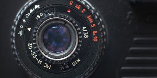 Aparate foto foarte apreciate în magazine: de la camere compacte pentru începători la un Canon de peste 6.000 de lei