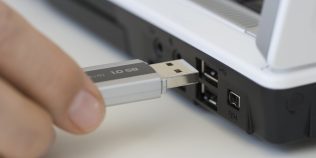 De la ce vine prescurtarea USB. O folosim aproape zilnic, dar puțini știu ce înseamnă cele trei litere