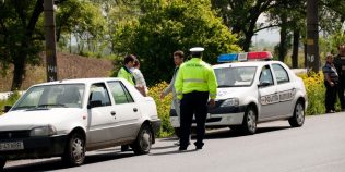 Întrebarea la care să nu răspunzi în grabă când ești oprit de Poliție în trafic.  Ce recomandă un avocat șoferilor